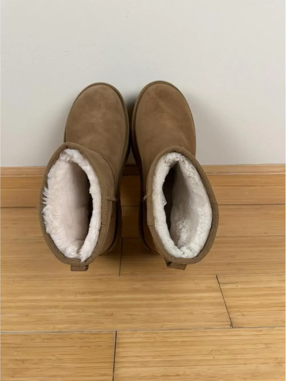 UGG nwot nwob